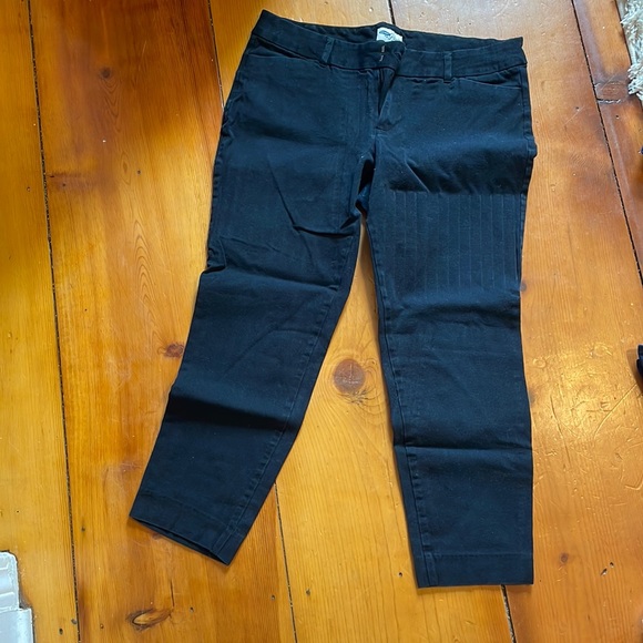 Old Navy Pants & Jumpsuits Old Navy Pixie Ankle Cut Pants Poshmark
